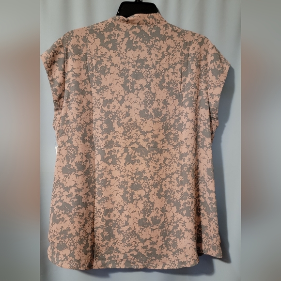 Light pink & gray Halogen blouse - Picture 2 of 5